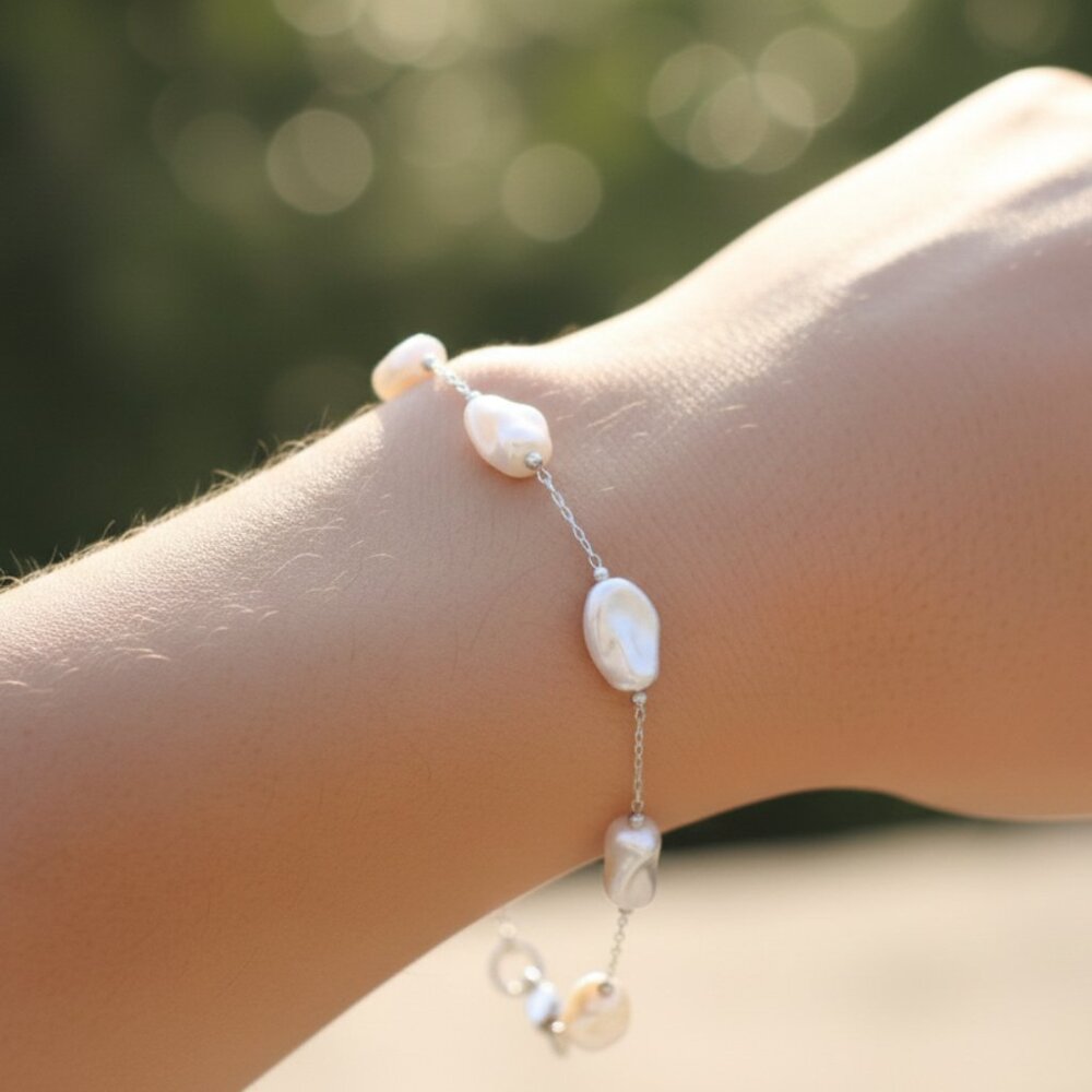 Chic & Stylish Bracelet – A Thoughtful Gift for Women and Girls, DYC1266